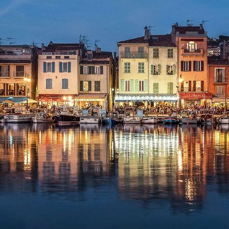 Les Barques, Vue Splendide Sur Le Port De Cassis Apartamento Exterior foto