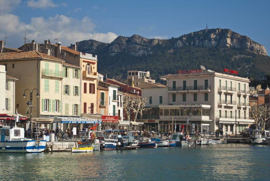 Les Barques, Vue Splendide Sur Le Port De Cassis Apartamento Quarto foto